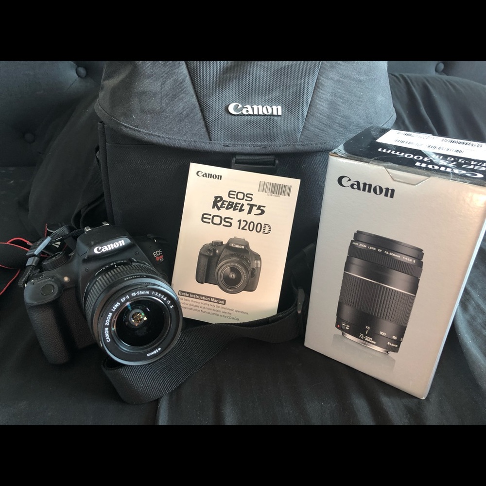 Canon EOS Rebel T5 Camera
